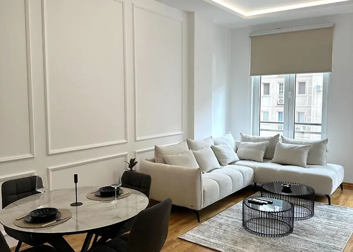 Lu Apartment